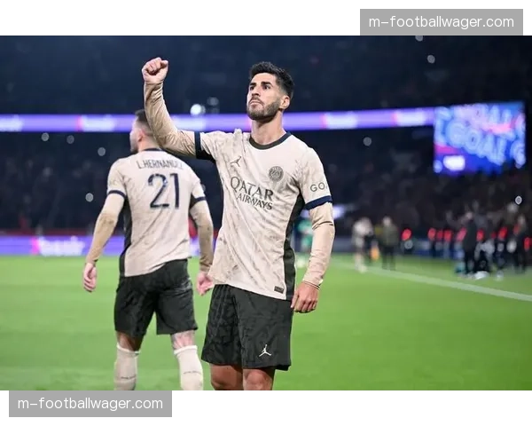 布雷斯特后卫因训练中肌肉不适，出战成疑