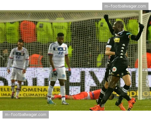 昂热vs里昂前瞻：保级恶战前，昂热再遭重创